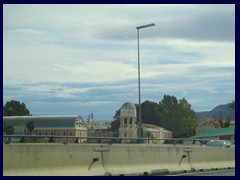 Murcia outskirts 04 - interesting building from the highway